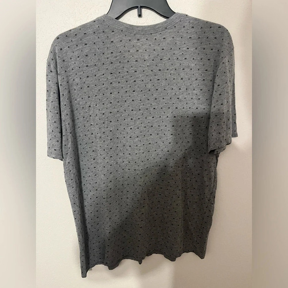 COPY - Nike Air Max Athletic T- Shirt - Picture 5 of 5